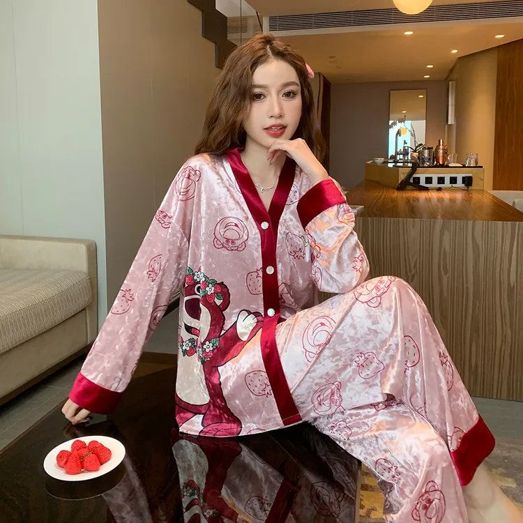 金丝绒睡衣女春秋季2024年新款长袖可爱卡通秋冬家居服套装可外穿