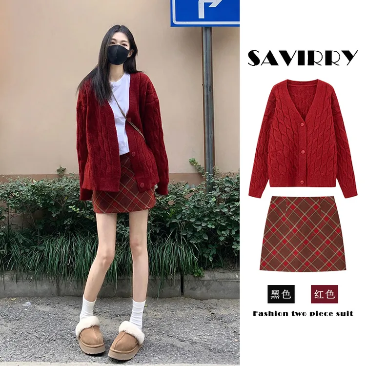 红色本命年衣服跨年战袍入冬韩系春秋穿搭慵懒风针织毛衣短裙套装