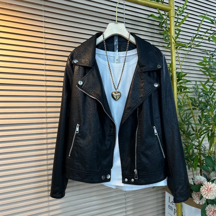 2328春季新款时尚百搭胖妹妹水洗pu皮设计感气质显瘦拉链款外套
