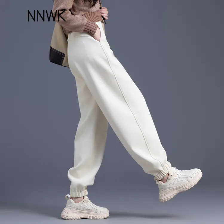 春秋米白色休闲裤子女2025新款束脚运动裤女宽松灯笼哈伦裤女卫裤