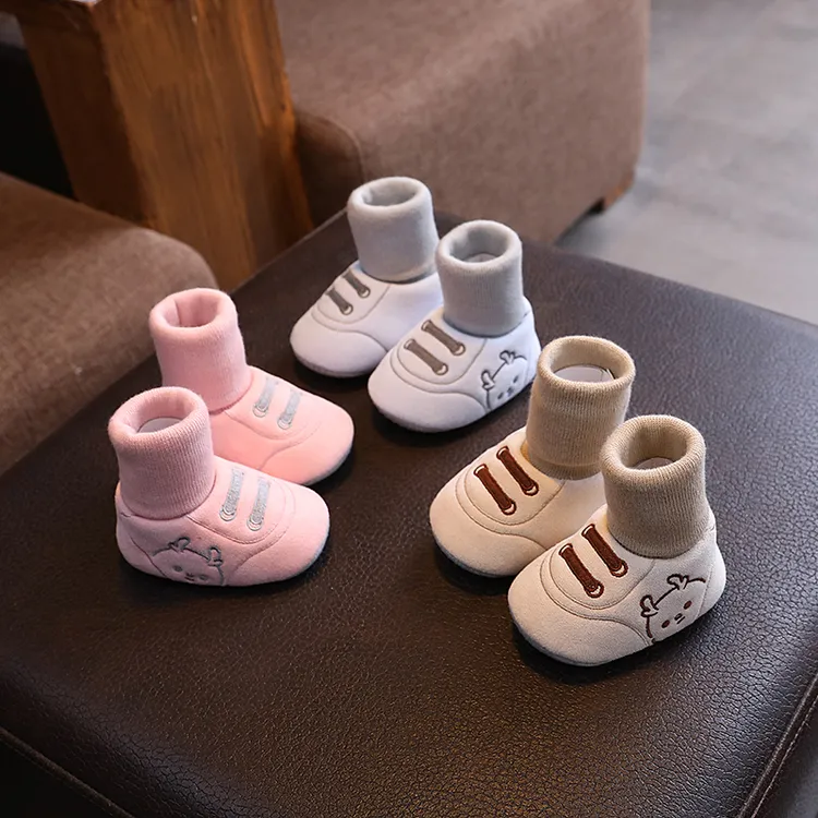 婴儿鞋春秋0-1岁软底学步鞋3男女宝宝鞋子袜6-12个月新生儿不掉鞋