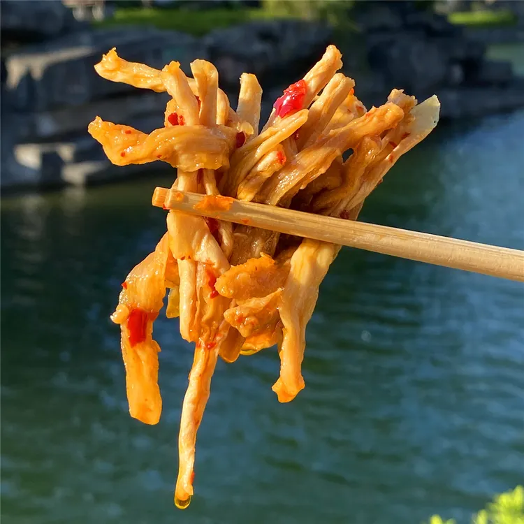 油炒香辣萝卜丝菜籽油炒萝卜条香辣脆爽大别山特产下饭菜咸菜