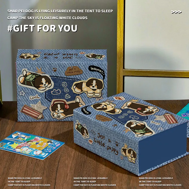 翻盖式小卡收纳盒追星卡膜封口贴卡套小卡多功能桌面磁吸分隔盒子