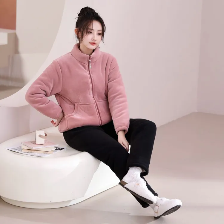 《微恩工厂》立领拉链款休闲运动加絾保暖可外穿家居服时尚秋冬款套