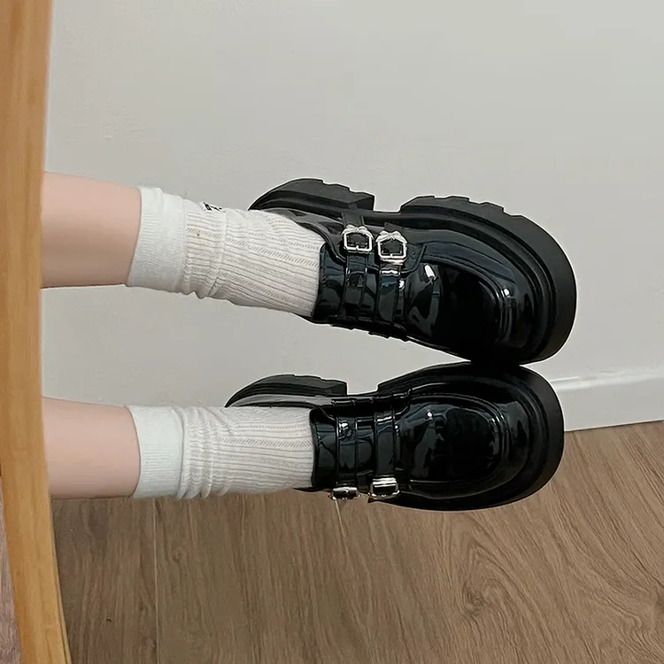 厚底黑色小皮鞋女款2025新款春夏季单鞋女款百搭增高英伦风乐福鞋
