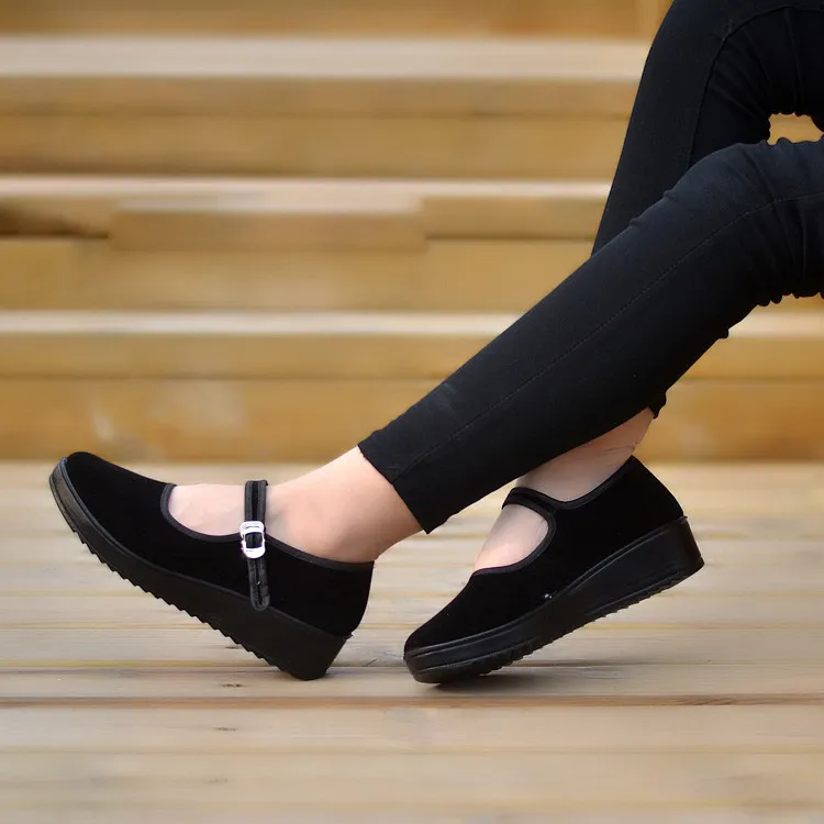 老北京布鞋礼仪工作鞋聚氨酯底轻便百搭坡跟鞋布鞋黑色妈妈鞋厚底