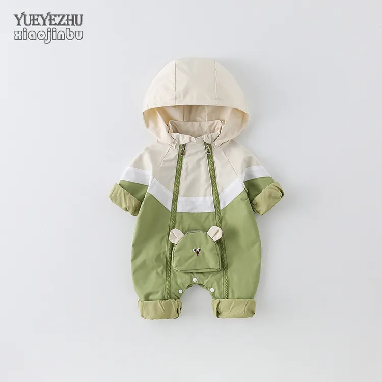 宝宝连体冲锋衣外套秋季新款婴儿衣服春秋装卡通休闲连帽哈衣外出
