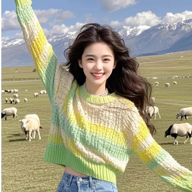 2025早秋新款小个子慵懒风元气少女风黄绿色毛衣针织衫女短款上衣