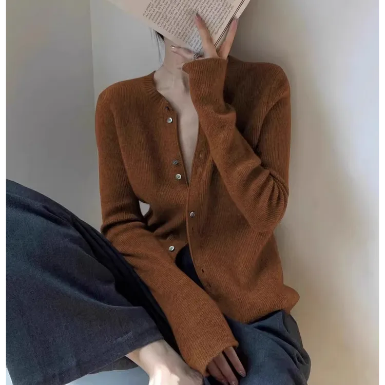 法式美拉德焦糖色针织开衫女春秋季外穿修身内搭毛衣打底短款上衣