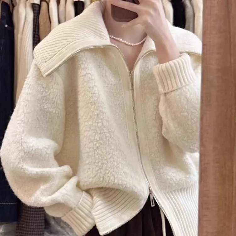 高级感白色翻领拉链开衫毛衣外套女秋冬洋气慵懒宽松外穿针织上衣