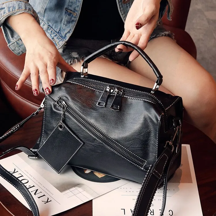 新款2025时尚简约真皮手提包枕头包女包休闲百搭高级感单肩斜挎包