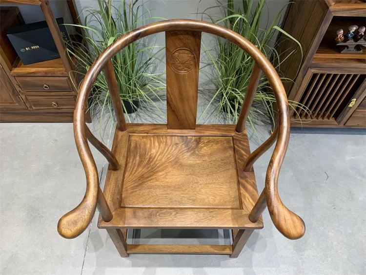 南美胡桃木 圈椅