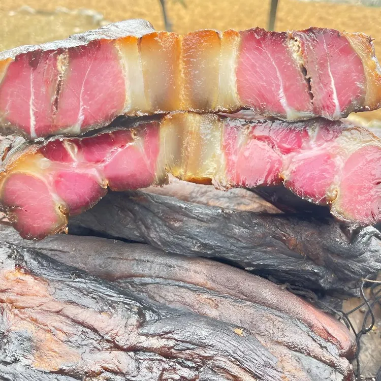 【前腿肉现称】土家传统烟熏黑土猪
