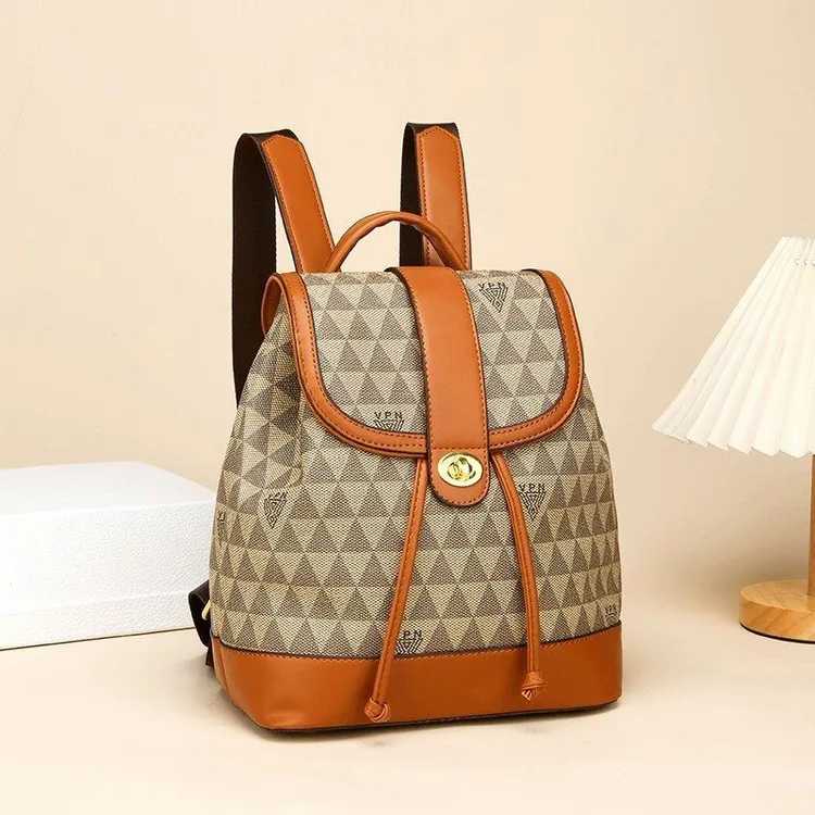 韩版复古双肩包女大容量时尚休闲包旅行包百搭通勤女士背包妈妈包