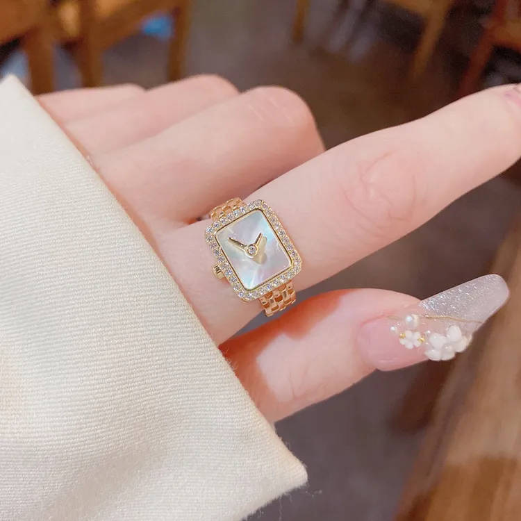 饰忆客 铜合金戒指 韩系重工款锆锆贝贝手表链条网红时尚创意戒指