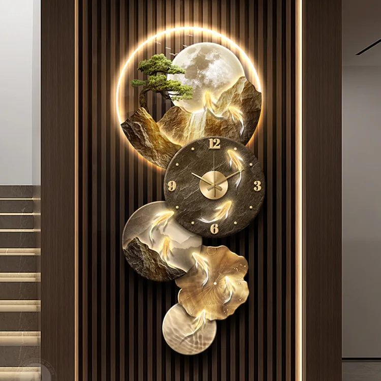 日照金山客厅高档创意时钟表挂墙轻奢高级感九鱼图玄关发光装饰画