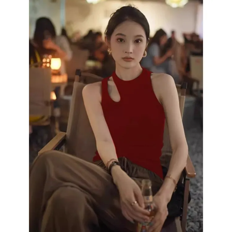 酒红色螺纹吊带背心女带胸垫夏季外穿西装内搭不规则无袖挂脖上衣