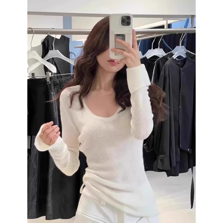 高级感U领内搭打底衫女2025春季别致喇叭袖针织毛衣简约纯色上衣