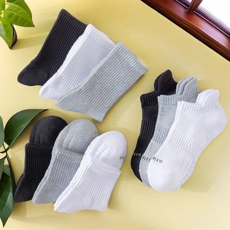 毛巾底男士运动袜纯棉短筒吸汗透气跑步篮球袜羽毛球防臭中筒白色