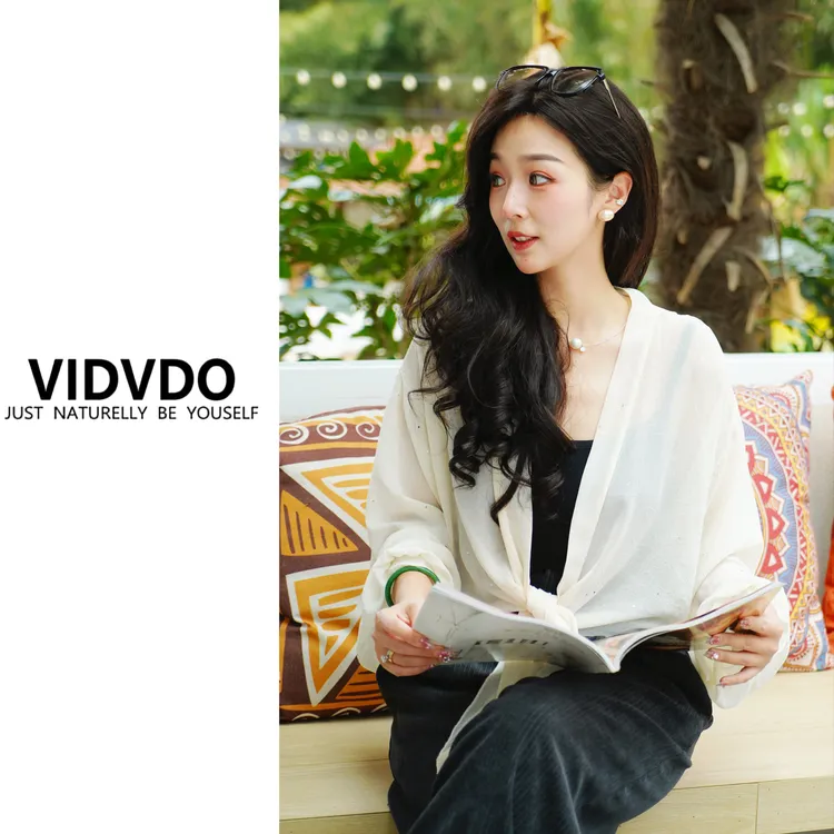 211-HG049【升级版防晒披肩】夏季宽松外披显瘦亮片均码80-150斤