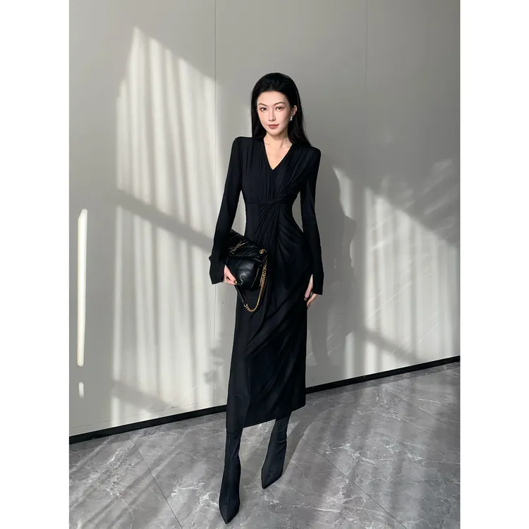 JIJINQI显瘦气质收腰长裙秋季新款修身褶皱时尚连衣裙JC07LZXL158