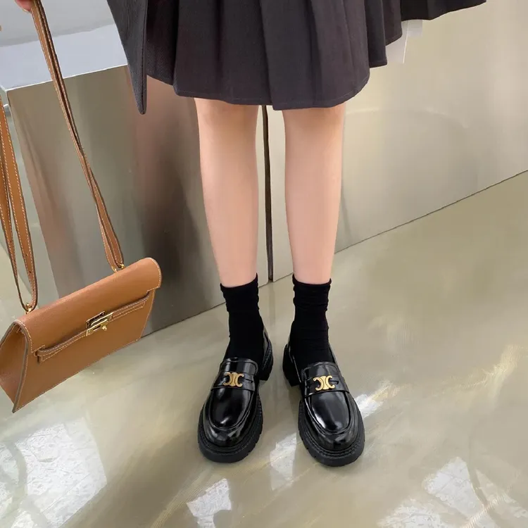 【现货】复古英伦风厚底乐福鞋2025新款百搭时尚一脚蹬金属小皮鞋女