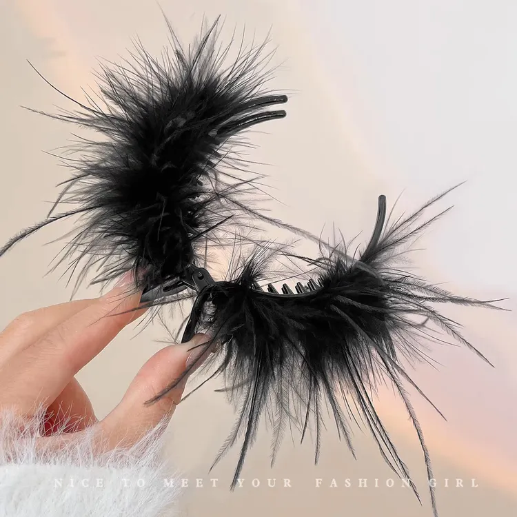 305号—明星同款鸵鸟毛丸子夹马尾夹盘发夹