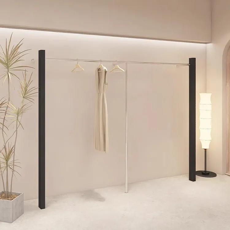 高档服装店哑光黑不锈钢上墙展示架陈列架男服装店挂衣架展示架