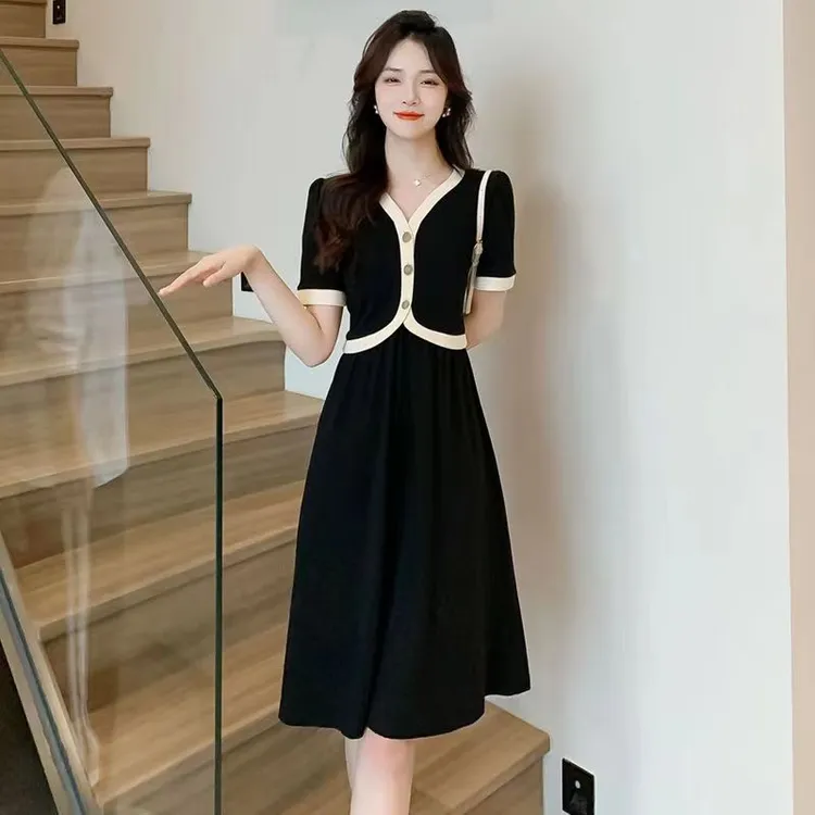 吊带夏季小香风女装拼接假两件新款气质显瘦时尚连衣裙小黑裙
