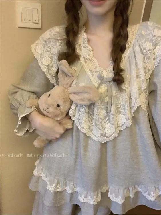 新款秋季蕾丝花边纯色甜美韩版公主风宽松长袖秋冬家居服可外穿