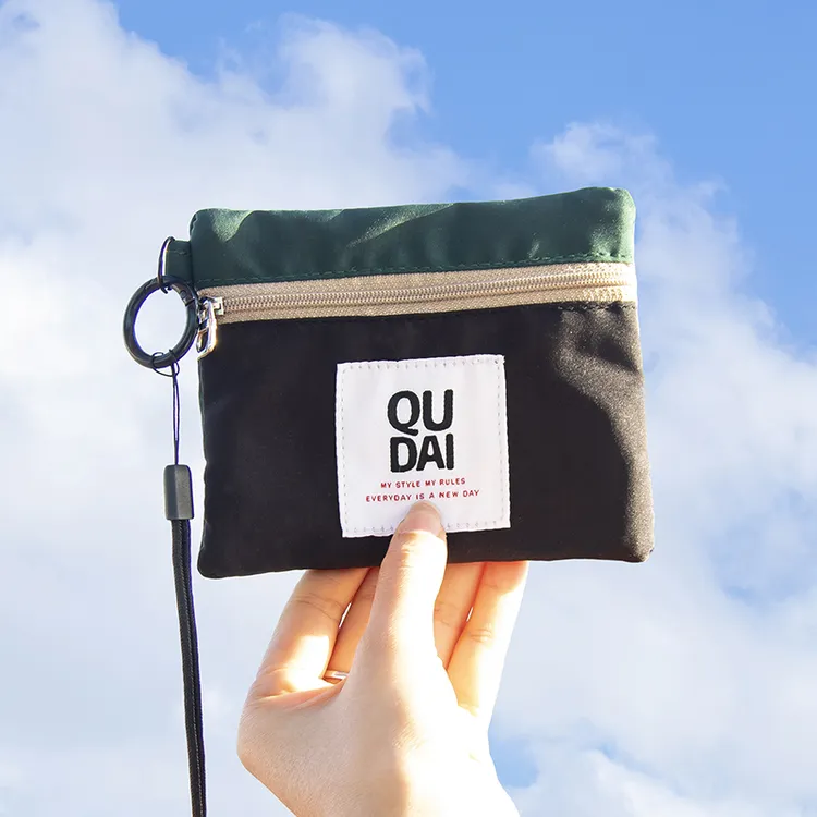 挂脖零钱包迷你2025新款小巧轻薄简约钥匙耳机包便携卡包短款钱包