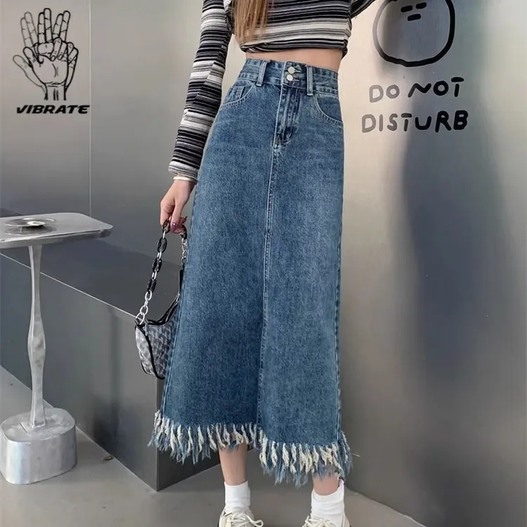 蓝色牛仔流苏半身裙女春季新款梨形身材大码胖妹妹高腰开叉a字裙