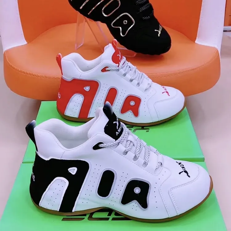 皮面/2025秋季爆款情侣皮蓬老爹鞋轻便舒适软底男女士休闲运动鞋