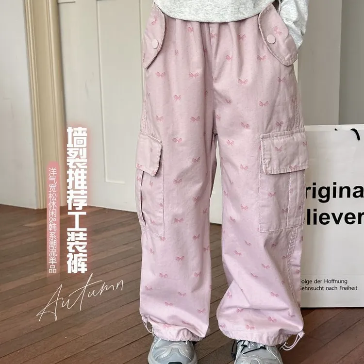 女童工装裤秋季韩版2025新款百搭蝴蝶结印花长裤时髦炸街裤子