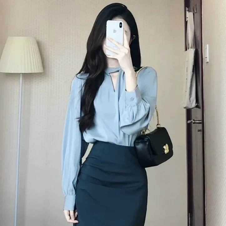 蓝色长袖衬衫女秋季2024新款洋气设计感小众气质法式职业衬衣