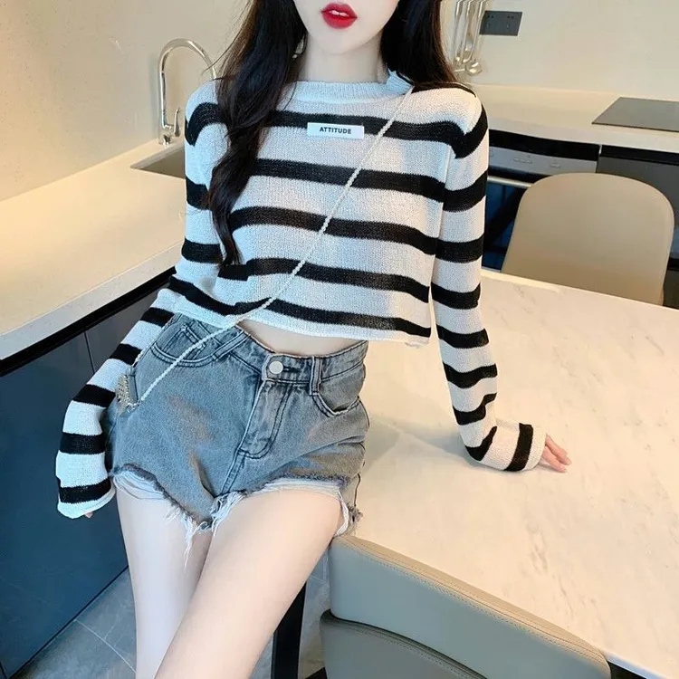 2025夏季少女港风洋气条纹长袖薄款针织衫学生高腰短款上衣t恤潮