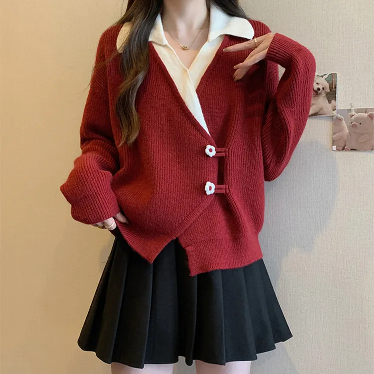 新中式盘扣红色毛衣外套女秋冬大码胖mm显瘦遮肚假两件针织衫上衣
