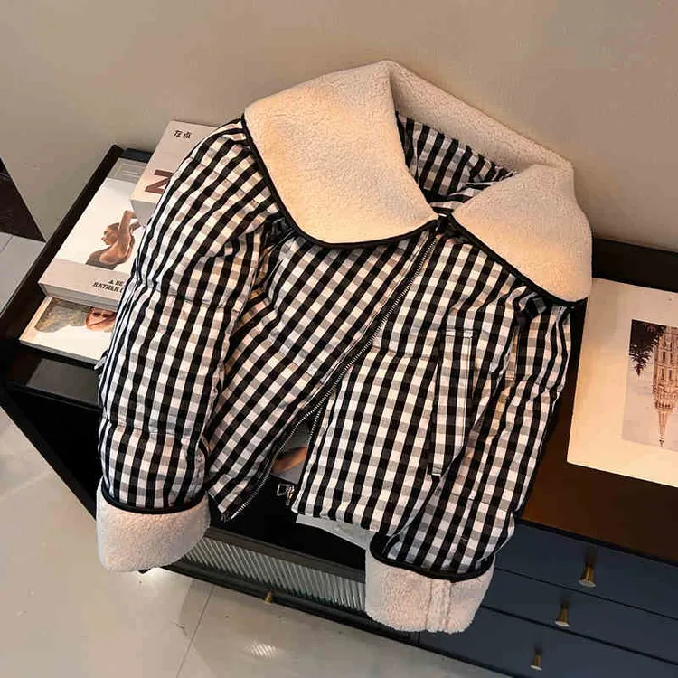 【当日发货】设计大翻领格纹短款面包服女新款气质减龄加厚保暖外套