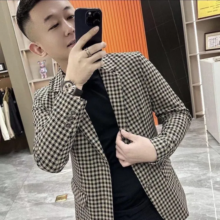 2025春秋新款休闲帅气格子小西服外套男士英伦修身显瘦百搭上衣男