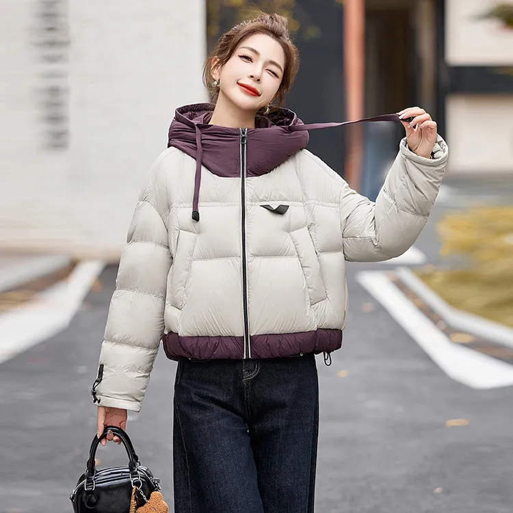 连帽撞色设计感羽绒服女2025冬季新款韩版休闲白鸭绒加厚保暖外套