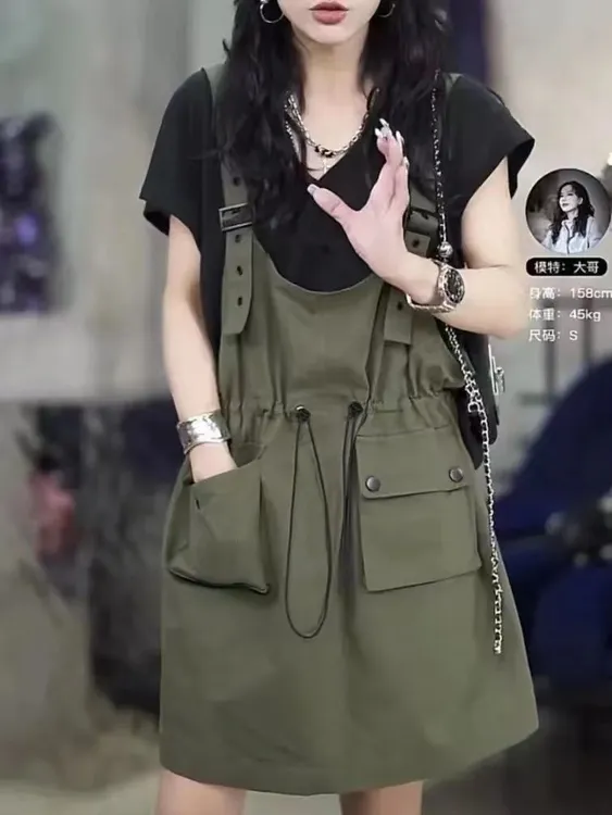 欧洲站2024减龄宽松连衣裙显瘦百搭个性设计感工装背带裙时尚女潮