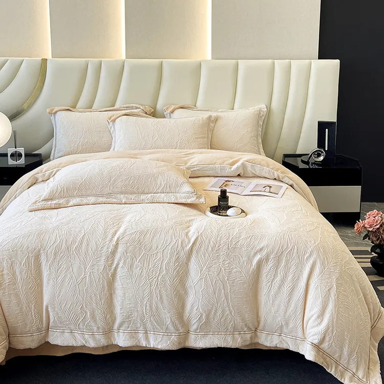 妙轩冬季加厚牛奶绒被套四件套8斤雕花法莱绒床上用品被罩双面绒