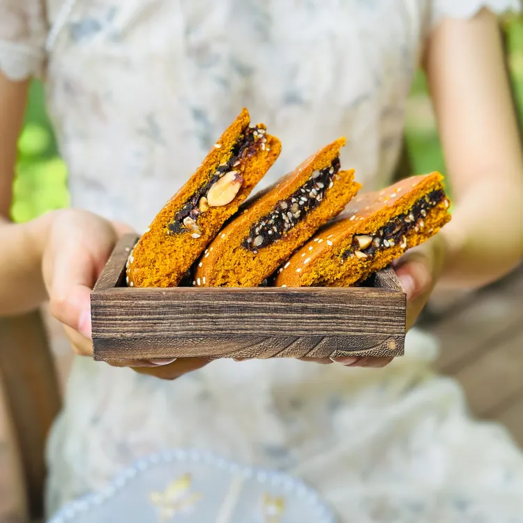 鸵鸟蛋月饼云南特产手工大荞饼中秋节送礼品