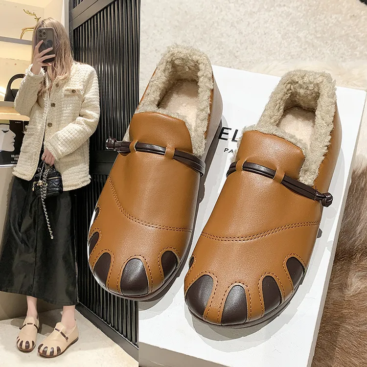 意迪森冬季新款加绒加厚防水防滑保暖时尚休闲妈妈棉鞋软底雪地靴