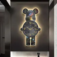 网红暴力熊钟表挂钟客厅餐厅表挂墙简约现代家用创意时钟装饰挂画