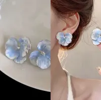 锌合金耳饰 花朵小众设计感高级感复古花瓣轻奢蚊香盘耳夹无耳洞