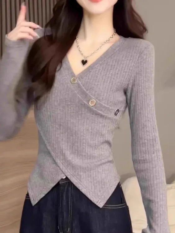【现货】不规则交叉长袖针织衫女秋冬修身内搭时尚洋气V领打底上衣