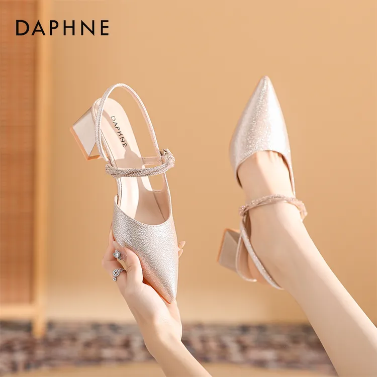 达芙妮爆款凉鞋女2025夏季洋气外穿粗跟高跟鞋包头配裙子气质仙女