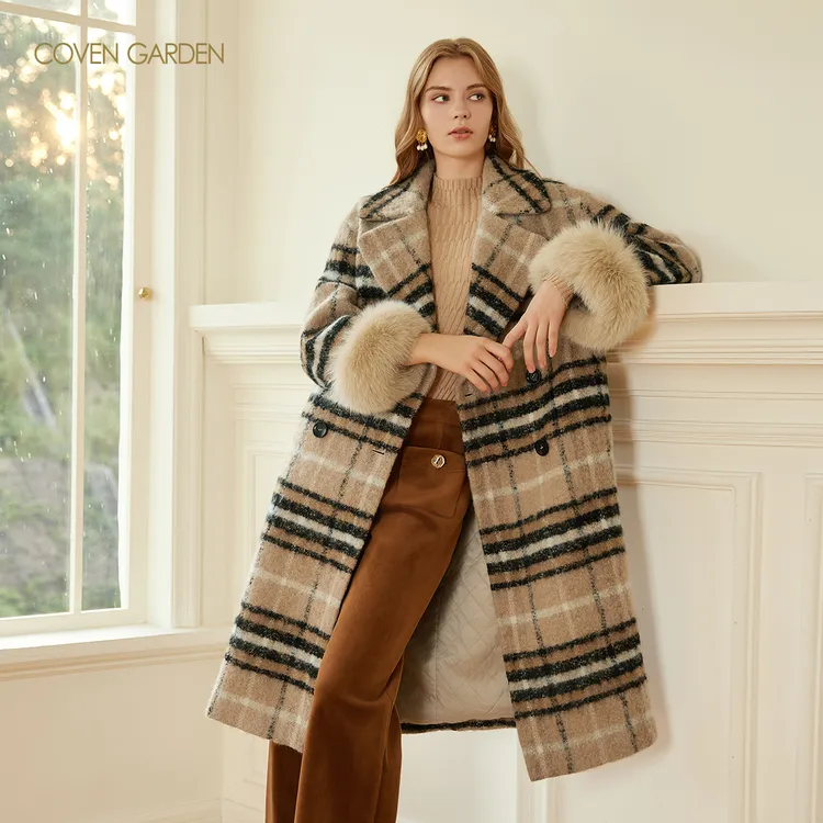 【哥文花园】 经典条纹V型大翻领设计典雅保暖大衣 CLA4342200