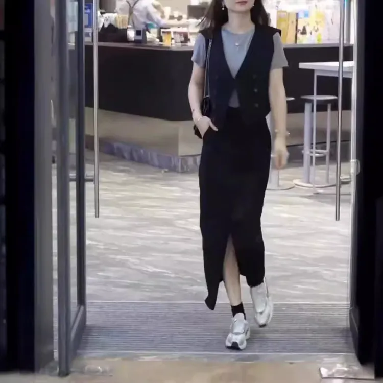 2024夏季新款修身打底衫马甲半身裙套装时尚显瘦